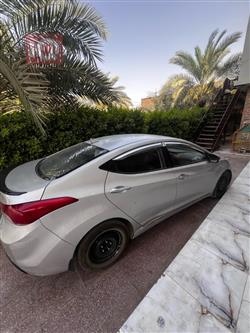 هیوندای ئەڤانتی